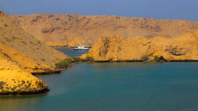 Oman: 11 Tage Zelttour mit Offroad, Bootstour, Canyoning