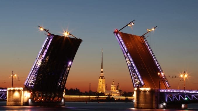 Sankt Petersburg: World Travel Award Sankt Petersburg: World Travel Award - Weiße Nächte