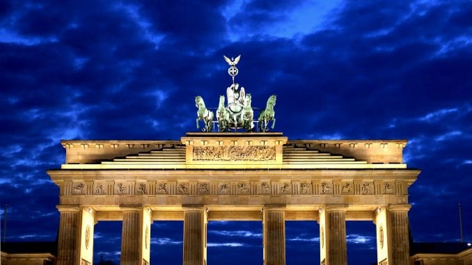 berlin-brandenburger-tor Berlin: Brandenburger Tor