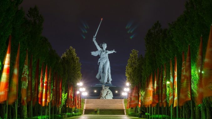 shutterstock_608118593_wolgograd_russlandvisum_paneurasia Wolgograd: Mamaew Kurgan - Russlandvisum von Paneurasia