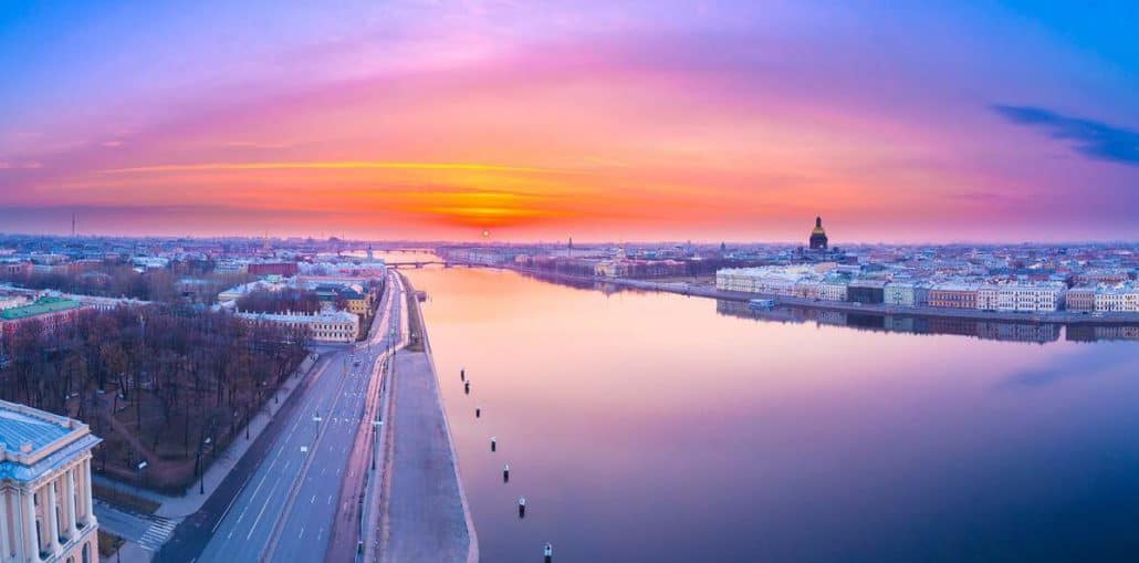 Sankt Petersburg - Sonnenaufgang an der Newa