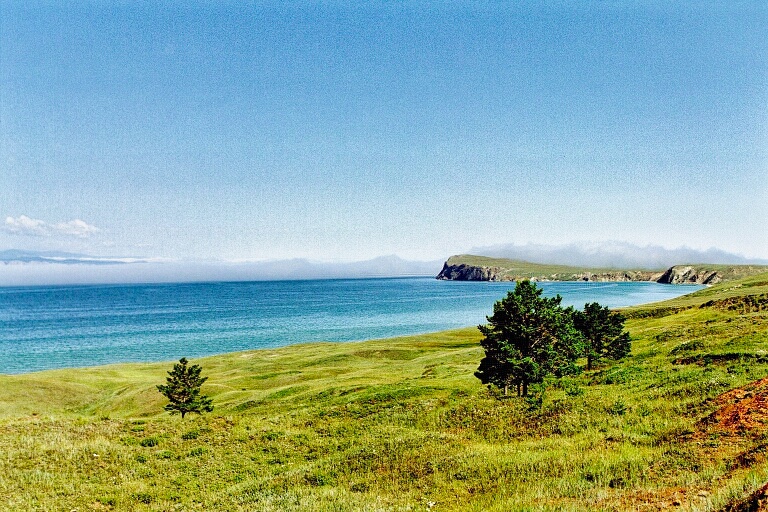 Blick von Olchon auf Baikalsee Foto: Sansculotte CC BY-SA 3.0